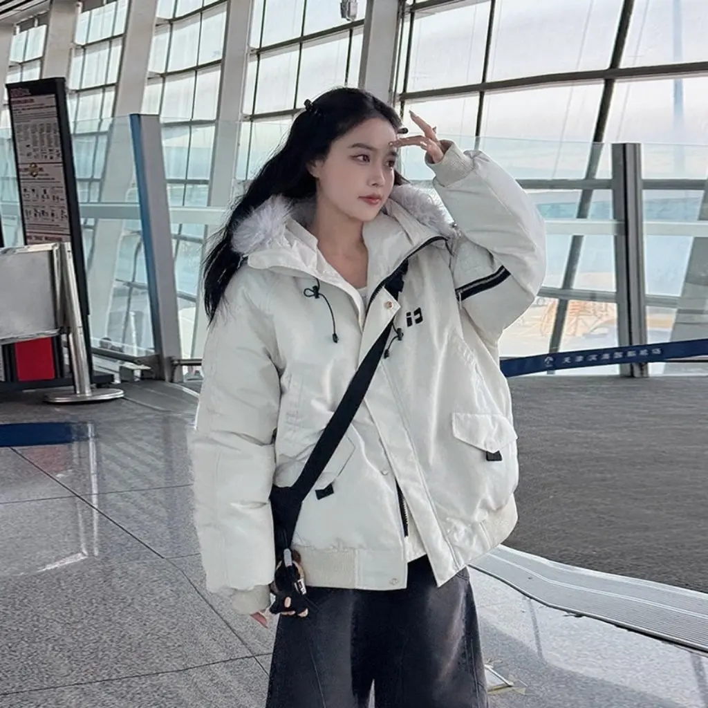 

Женская зимняя уличная флисовая куртка, плотное хлопковое пальто, парка в американском стиле ретро с большим меховым воротником, короткое пуховое хлопковое пальто с капюшоном