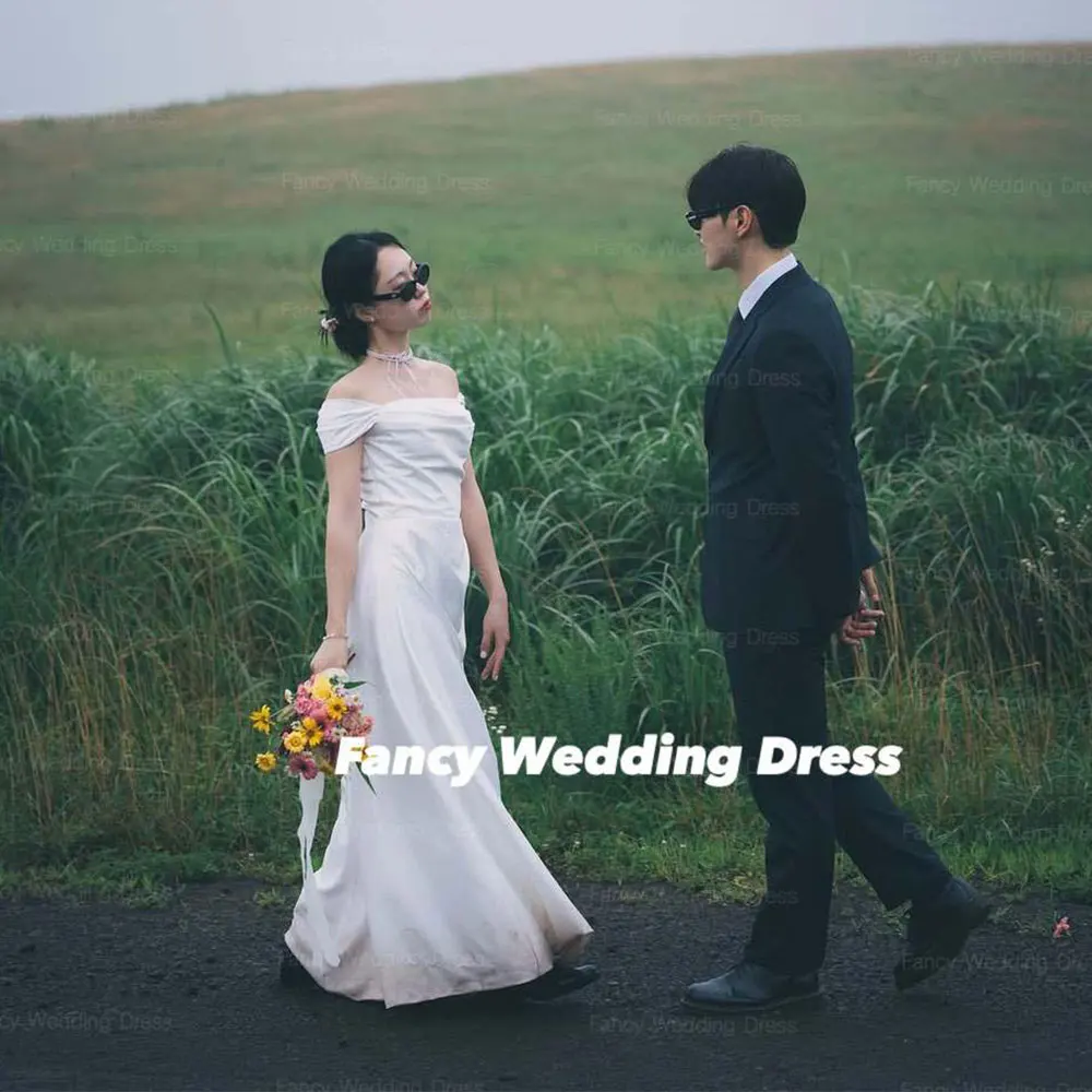 

Fancy Simple Off Shoulder Wedding Dress A Line Korea Women Garden Evening Dresses Back Corset Short Sleeve Customized