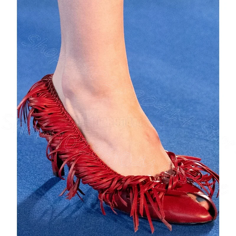 

Red Leather Tassels Peep Toe Runway Pumps Slip On Women Shoes Thin High Heels Novel Party Feast Dating 2026 Zapatos Para Mujere