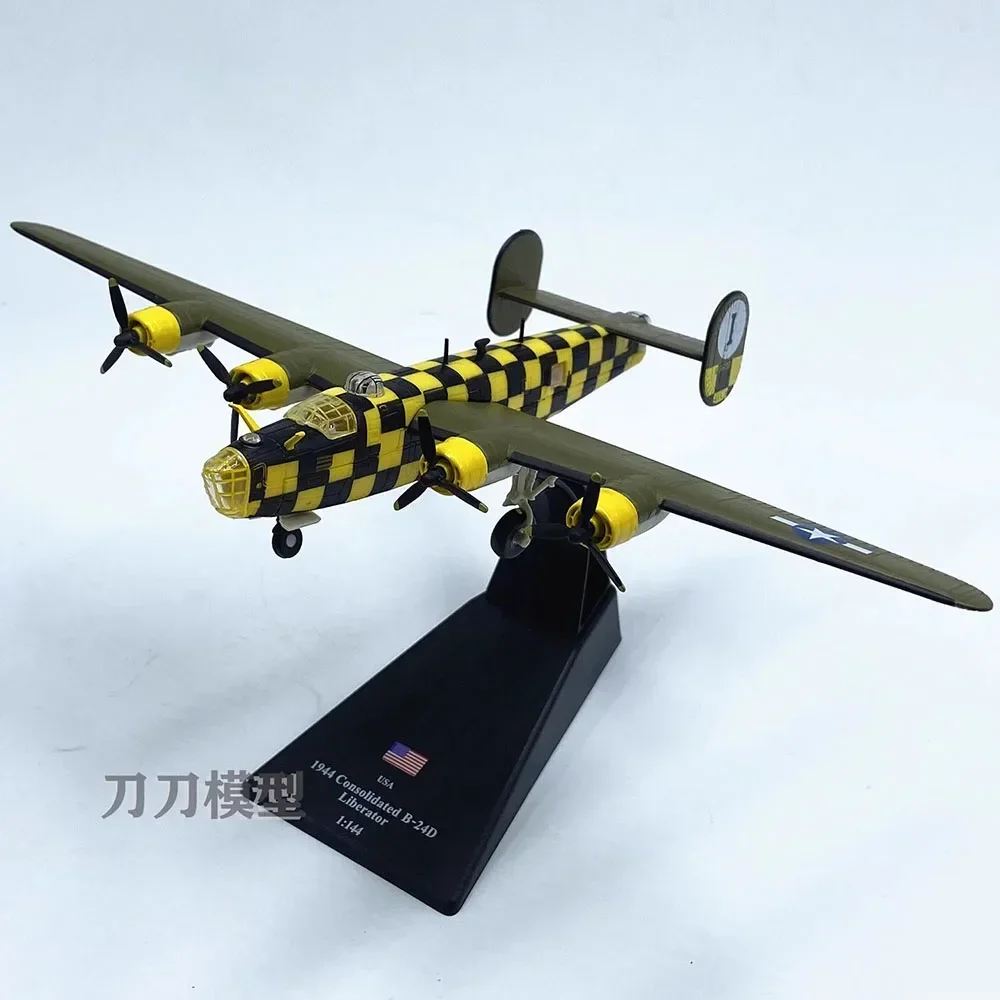 2024 New Hot Sale Diecast 1: 144 Scale  WW2 US Allied B24D Libertadores Model Alloy Aircraft Model Toys Gift Collectible