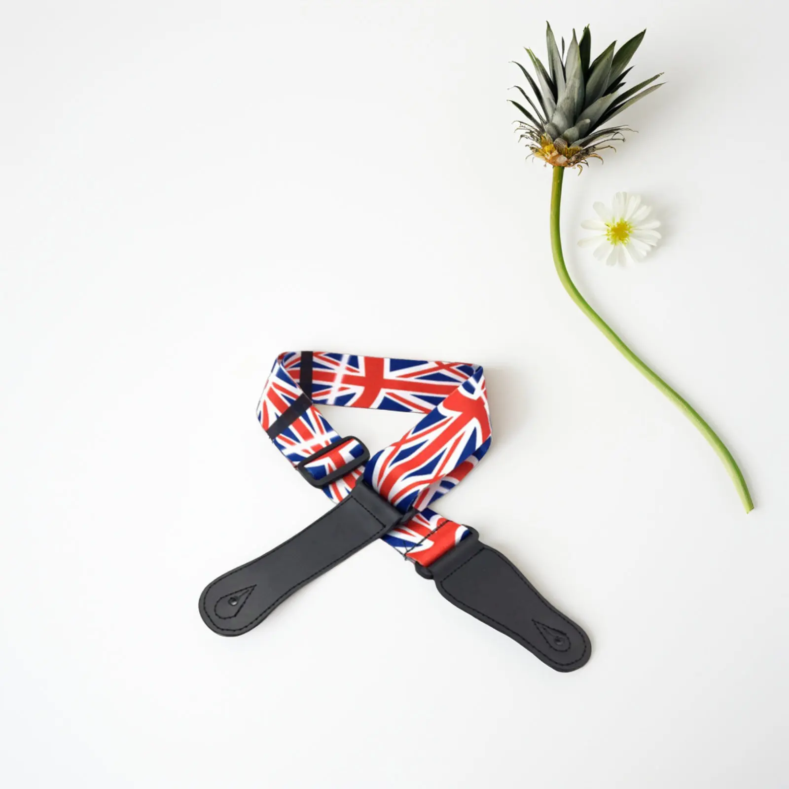 1Pcs Guitar Strap Adjustable Union Flag Unique Shoulder Strap for Electric Bass Folk Wooden Guitar Comfortable Music Accessory