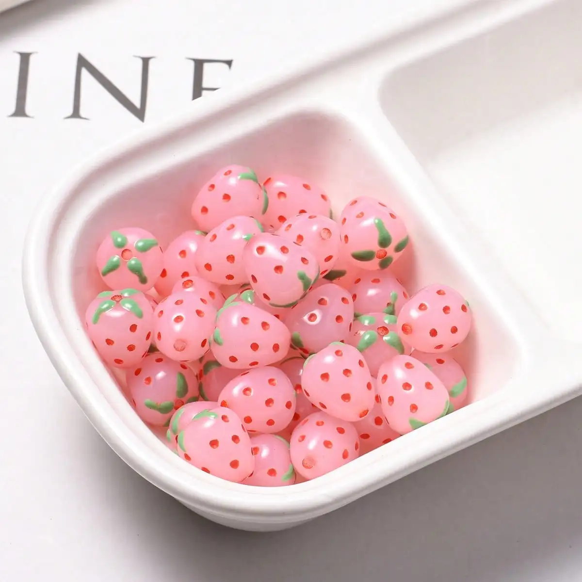 Acrylic Straight Hole Fruit Strawberry Beads for DIY