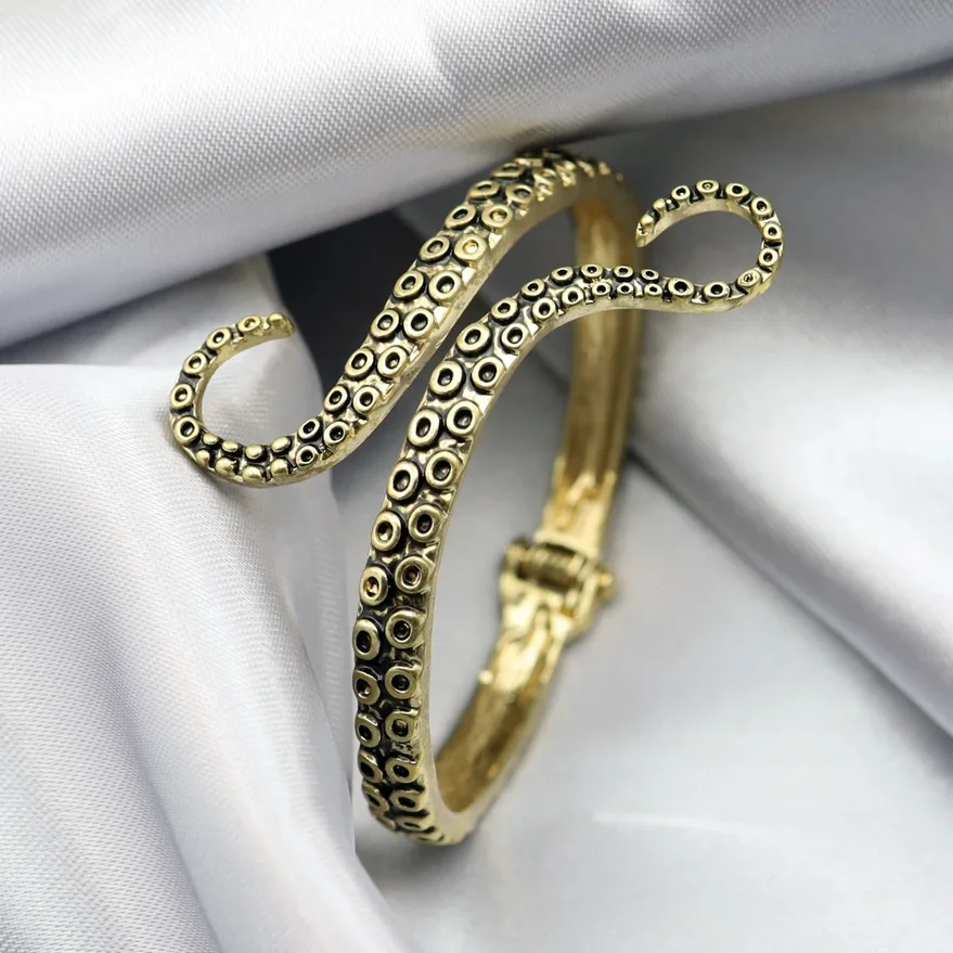 Fashion Octopus Tentacle Open Cuff Bracelet Arm Bangle Women Big Drop Dangle Earring Tentacle Animal Hinged Vintage Goth Jewelry