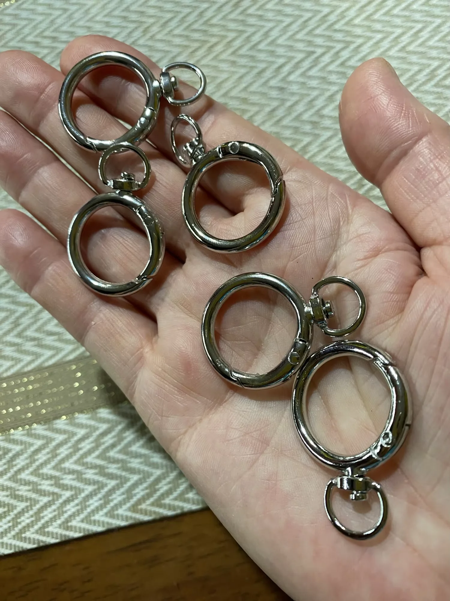 5 Stück runde, drehbare Karabinerhaken aus Legierung, zu öffnender Schlüsselringhaken, Karabiner-Verbinder, Kettenschnalle für DIY-Schmuckherstellung