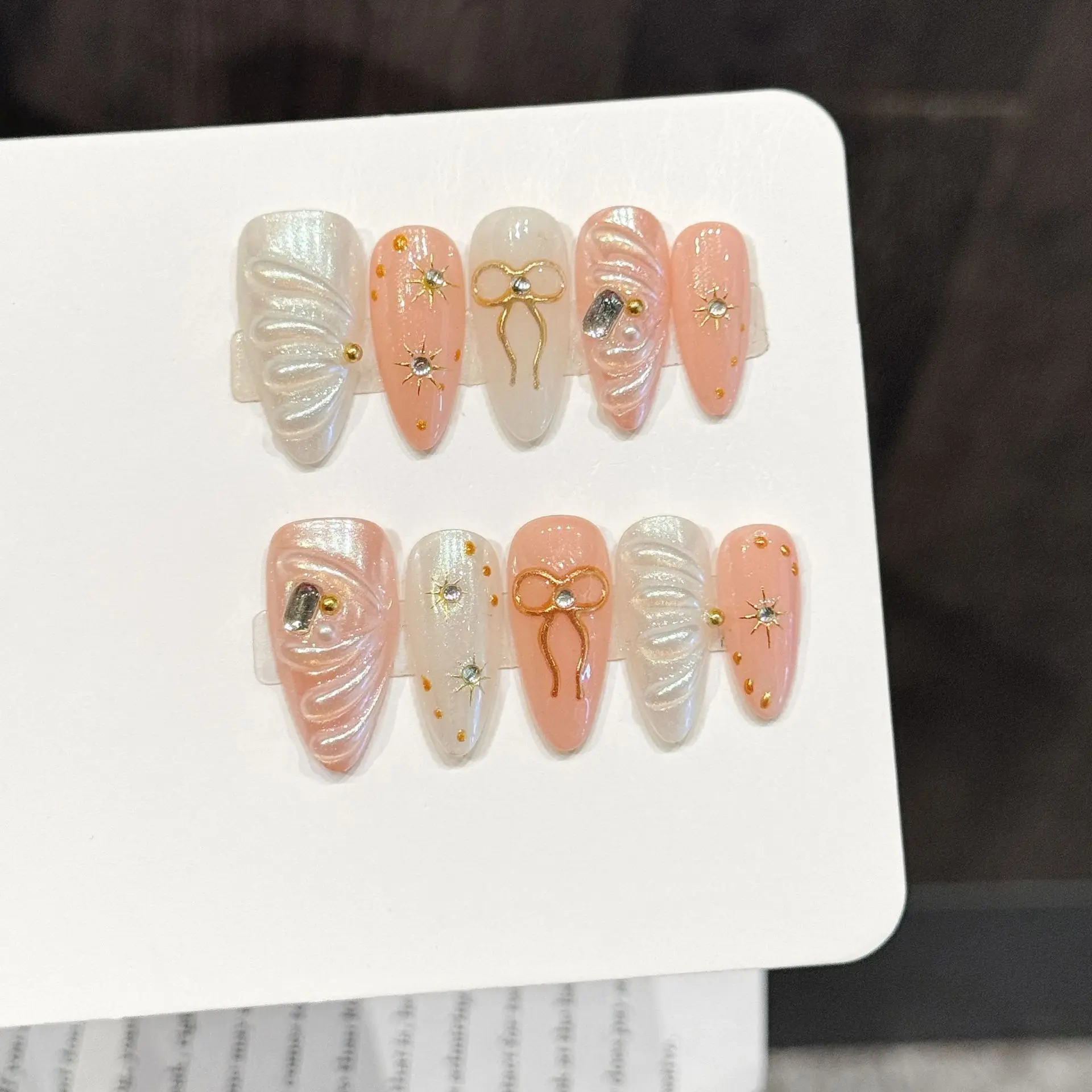 

10pcs Handmade Almond Press On Nails Pink White Aurora Rhinestone Gold Bow Bead Design Fake Nails Wearable Nails Art Tip Girls