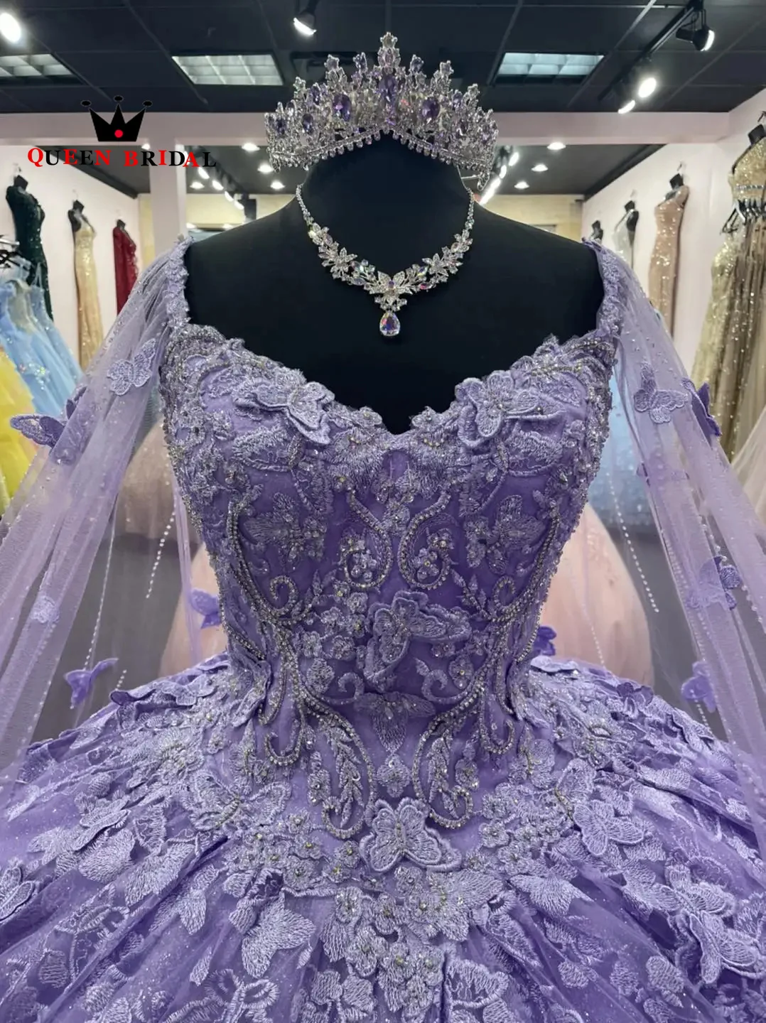 Robes de Quinceanera en dentelle à col en V avec appliques, 2024 fibre, dos nu, anniversaire, robe éducative, 15 hautes, personnalisées, HX