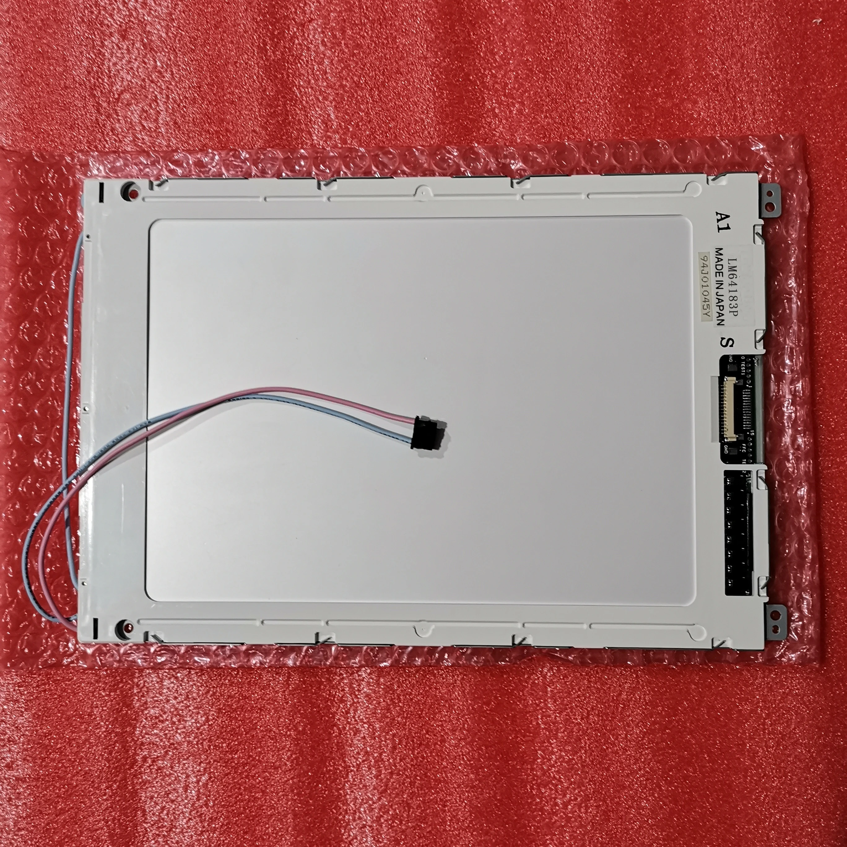 Écran LCD de 9.4 pouces LM64183P