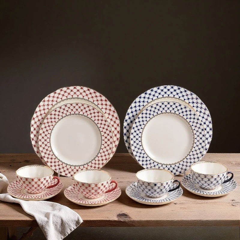 

Russian Style European Porcelain Mesh Teapot Cup Saucer Set with Sugar Bowl Creamer Dessert Plate Luxury Gift Box