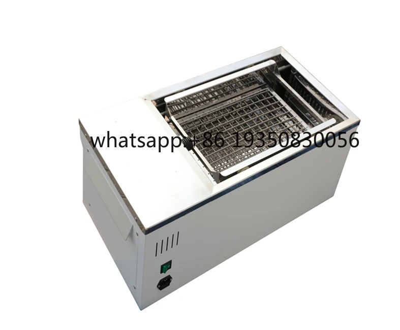 Laboratory Water Bath Thermostatic Cultivation Equipment Shaking Water Bath  Water Bath With Shaker Function