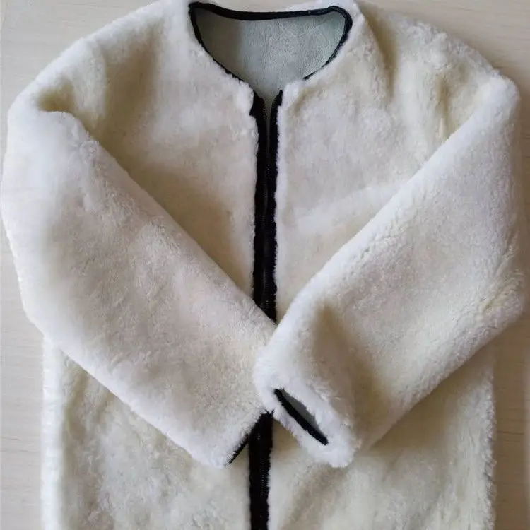 Round neck