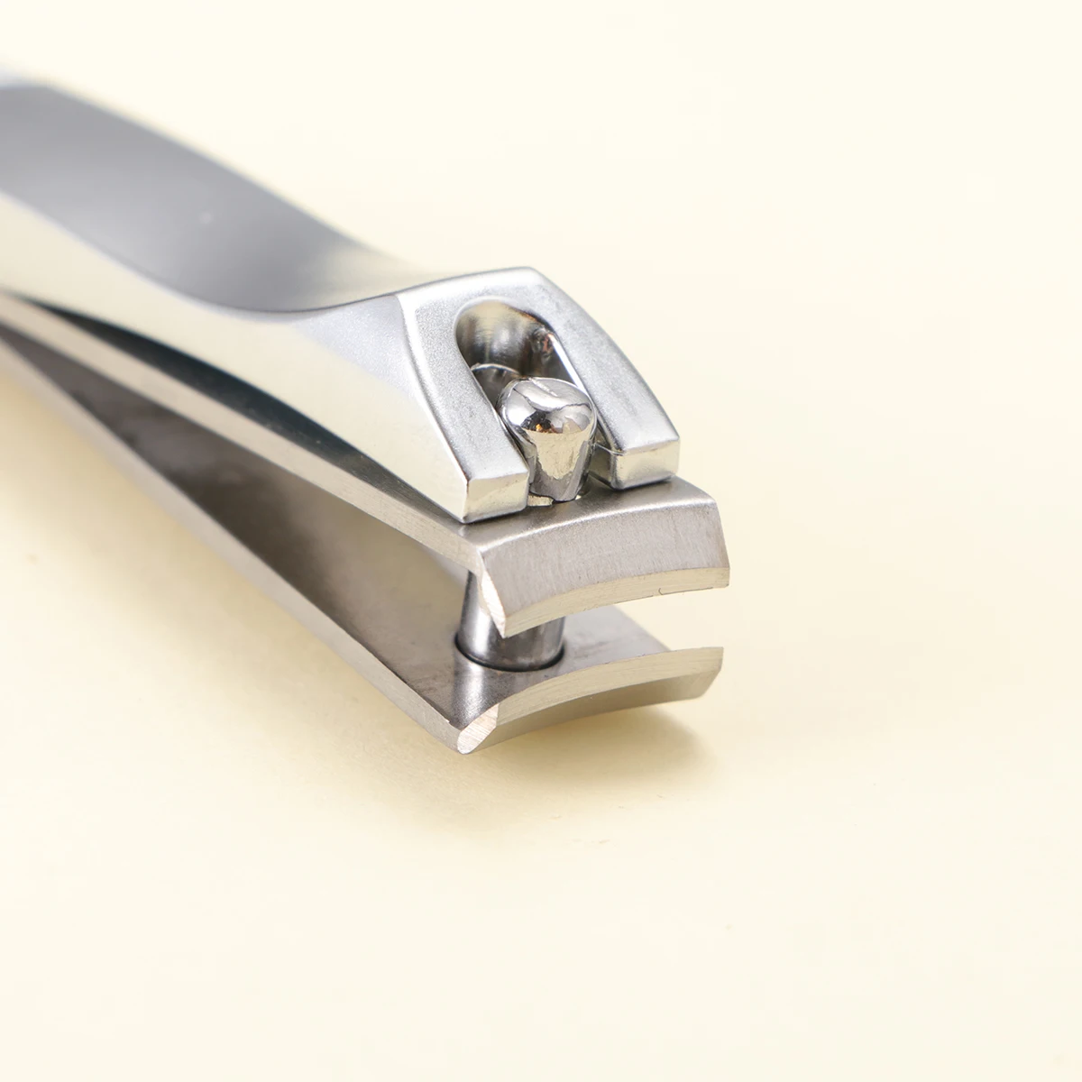 

2Pcs Premium Stainless Steel Nail Clippers Ergonomic Design Nail Portable Nail Trimmer Manicure Tool For Daily Use