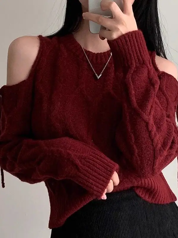 

Ретро-шик: вязаный свитер с длинными рукавами и круглым вырезом, с поясом, свободного кроя, универсальный, с открытыми плечами, теплый, мягкий, из хлопка, женский.