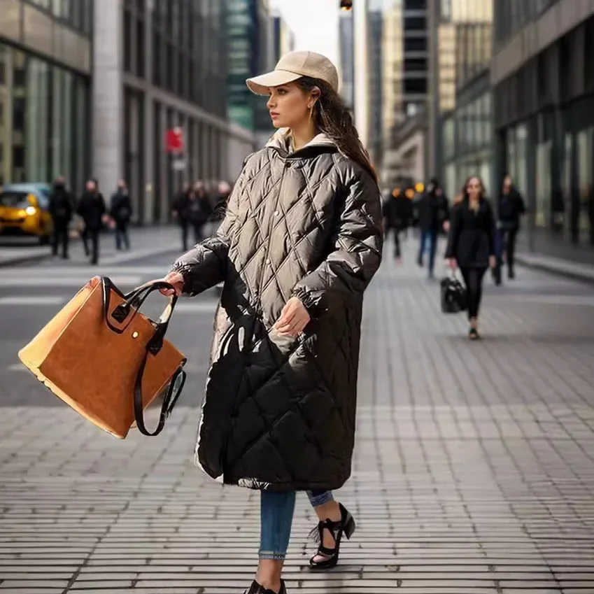 2025 Design Sense Diamond Grid Mittellange, lockere Baumwolljacke 2025, neuer Winter-Damen-Kontrast-Kapuzen-Langparka-Damenmantel