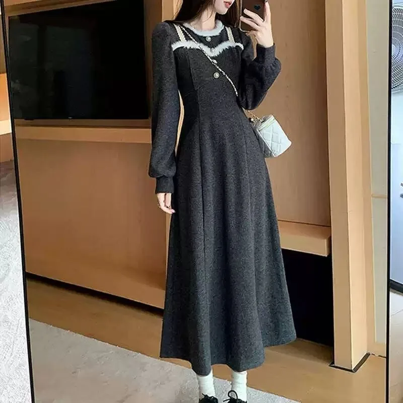 여성용 가을 겨울 신상 고급 이너웨어 슬림한 라인을 연출하는 A라인 중간 길이 긴팔 드레스