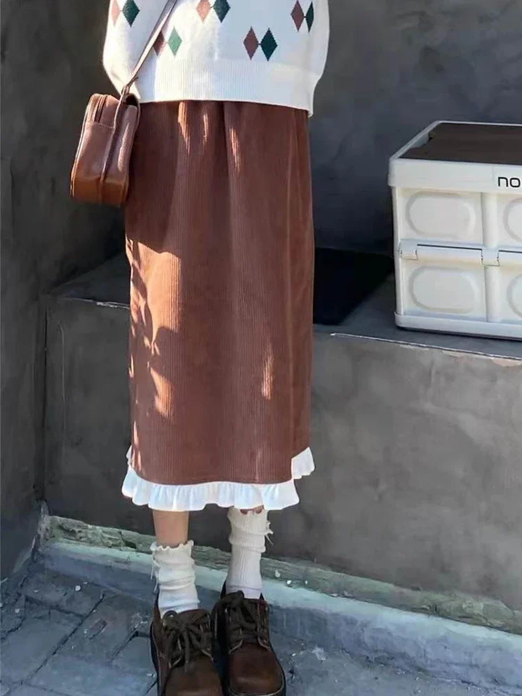 女性のためのカワイイコーデュロイスカート,ストレートバックスリット,ストリートウェア,膝丈,パネル,フリル,美的,いくつかのデザイン