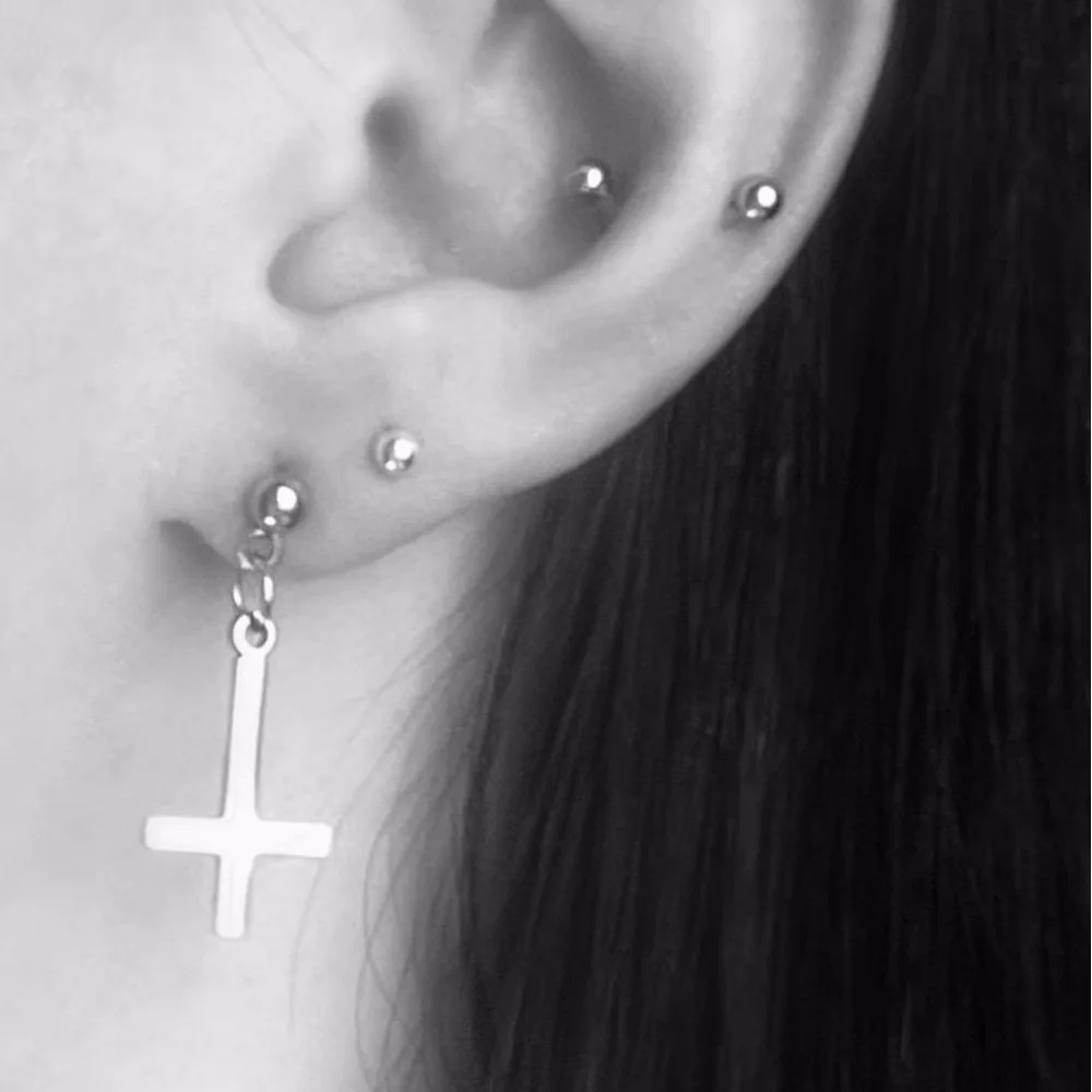 Minimalist Fashionable  Stainless Steel Inverted Cross Stud Earrings for Woman Korean Hip-hop Punk Gothic Jewelry Colorfast Gift