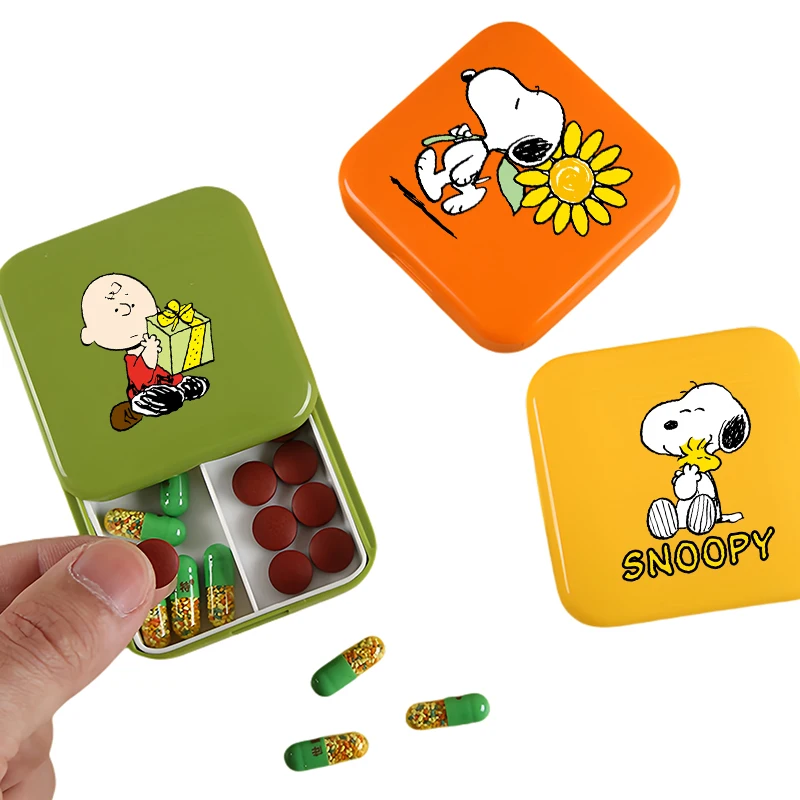 

Anime Cartoon Snoopy Cute Printed Empty Pocket Pill Box Portable Outdooe Mini Push-pull Pocket Tablets Medicine Storage Case