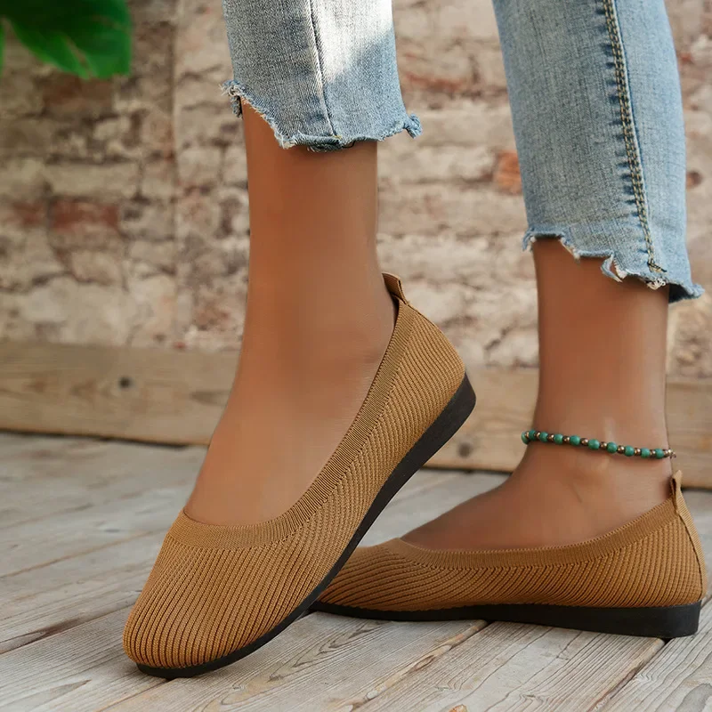 Frühlings-Damenschuhe, neue gestrickte Socken-Sneaker, atmungsaktive Slip-On-Loafer mit runder Zehenpartie, Größe 36-43, leichte Schuhe in Übergröße – Detail 10