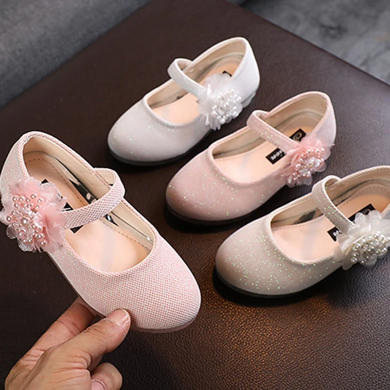 Spring Baby Girls Leather Shoes Pearl Flower Design Bow Princess Shoes Sandals Kids Soft Bottom Fashion Party Dance Shoes