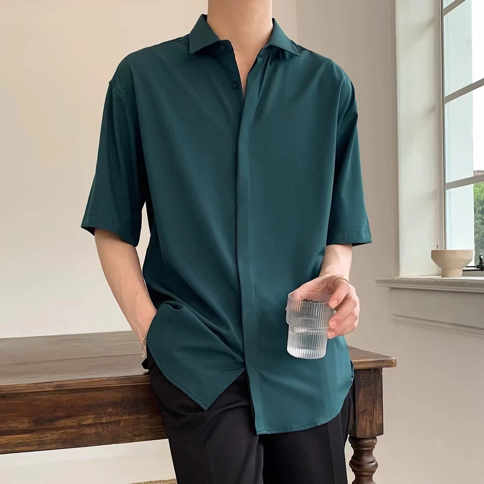 

Летняя мужская футболка большого размера свободного кроя, не требующая глажки, модная повседневная, с эффектом плавности и легкости.