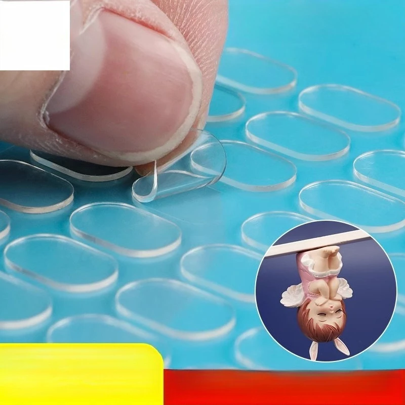 Podstawa figurki z blind boxu jest mocowana przez przezroczysty, wysokowiskozyczny, dwustronny klej nano dozujący się bez śladów.