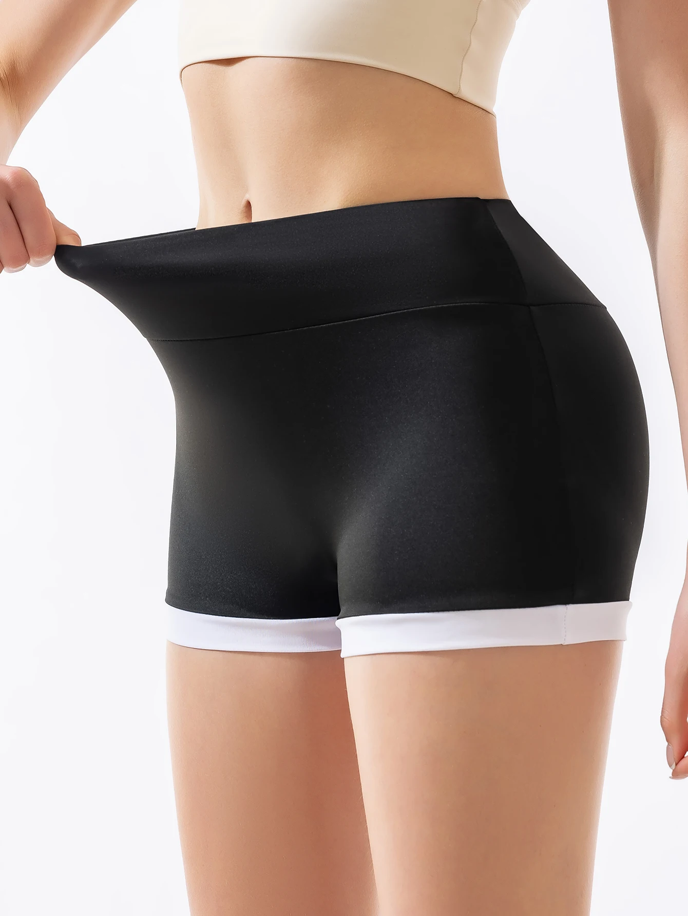 

Черно-белые лоскутные узкие спортивные повседневные шорты для женщин, летние короткие модные и стильные облегающие бедра в студенческом стиле