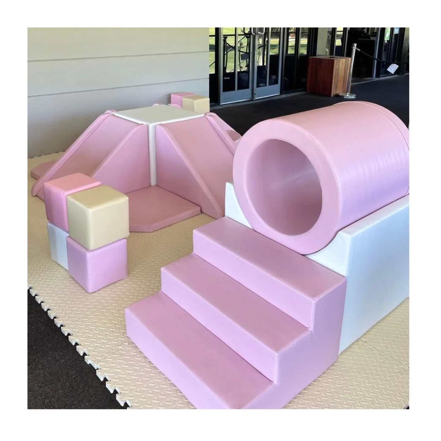 Party Mountaineering Block Pastel Soft Game Pack Pink White Game Equipment Set Customized Playground Flower Mini Set