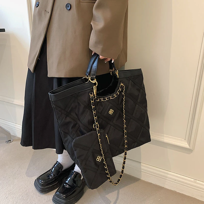 

Original Brand Stylish Oxford Tote Bag High Quality Thread Shoulder Bag Luxury Large Capacity Chain Handbag Lady Commuting Totes