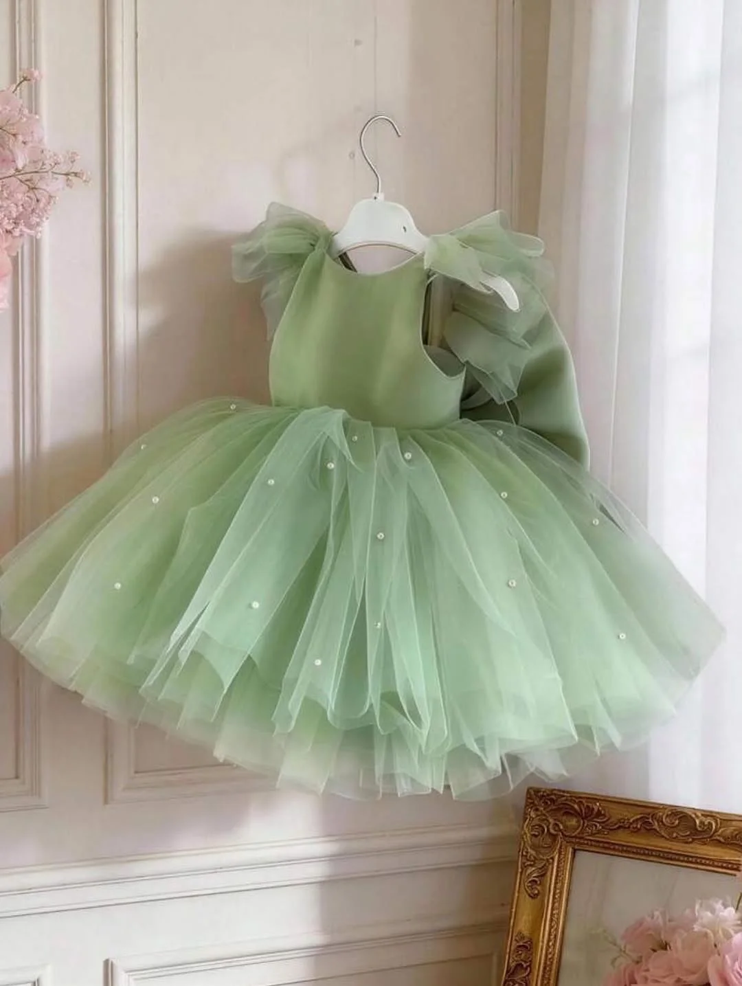 Cute Flower Girl Dresses for Wedding Sleeveless Pearls with Bow Tulle Princess Customized Girls Birthday First Communion Gown