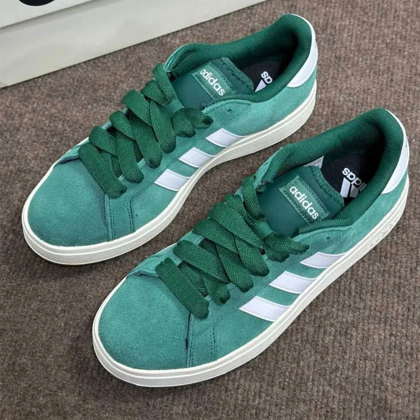 Adidas Non Slip Rubber Soled Casual Board Shoes Classic Three Bar Green Sports Shoes IH6187