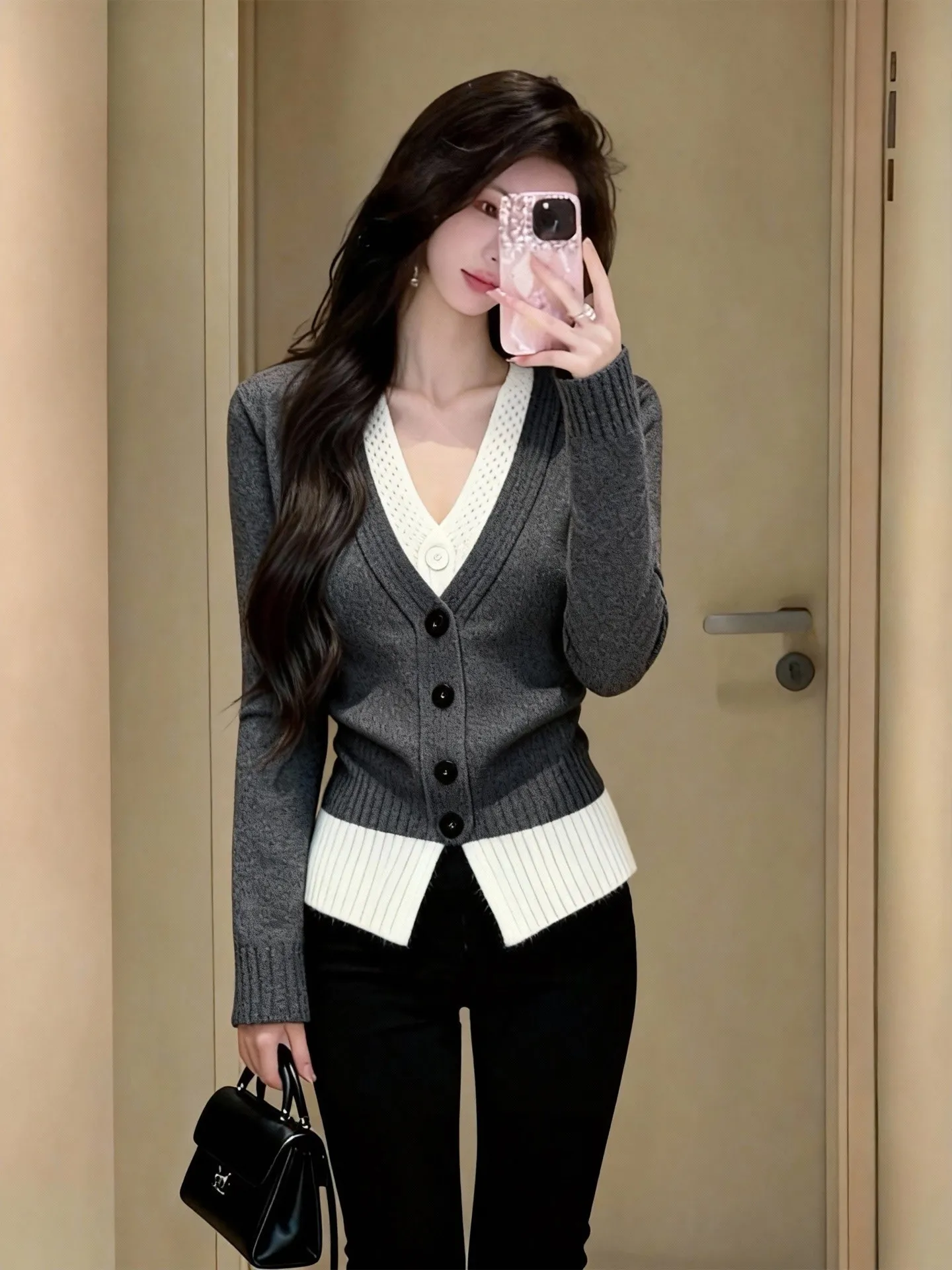 

ay Fake Two-Piece Sweater Women's Faionable Soft Cozy Spring 2026 High-End Small Fraance Sle Top Korean Loose Fit Lon...