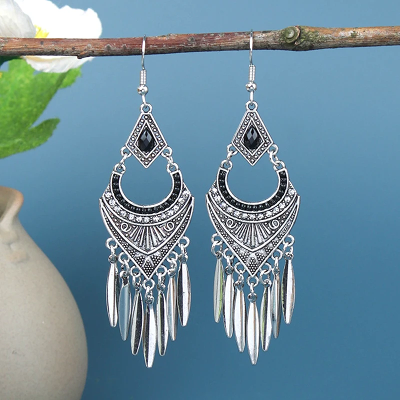 Ethnic Style Vintage Dangle Earrings for Women Boho Long Silver Color Carved Flower Metal Tassel Earring Female Jewelry Brincos