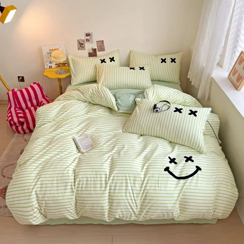 

European Cartoon Style Washed Cotton Four-piece Bed Towel Linen Set Bed Quilt Cover Dormitory Three-piece Four Seasons Autumn