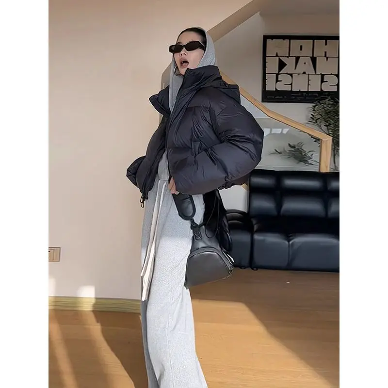 

Fashion Short Cotton Jacket for Women 2025 New Collection Kendou Style High Waist Thick Hooded Loose Breadman Coat