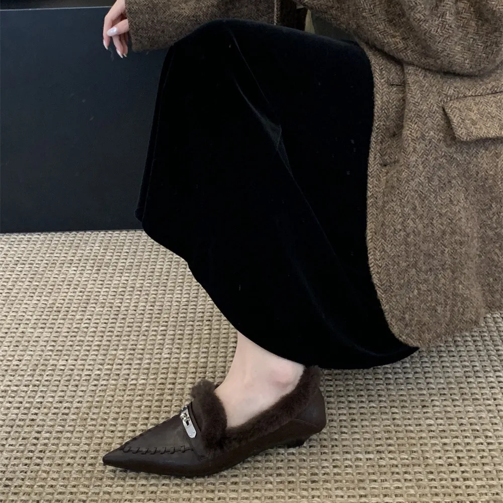 

Women Mules Slippers Wedge Heel Furry Pumps Pointed Toe Sexy Slip on Woolen Fabric Shoes Lazy Half Slippers Closed-Toe Mules