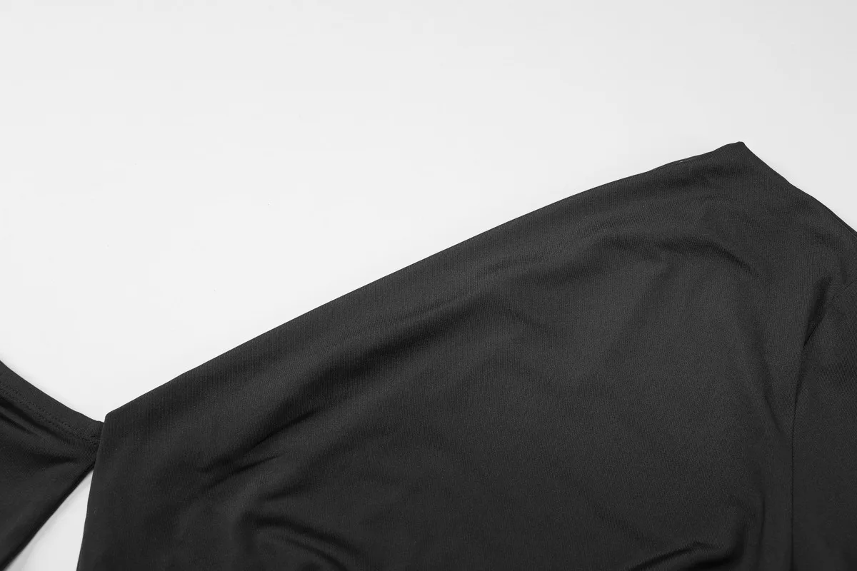 Sukienka maxi damska asymetryczna z rozcięciem na jesień 2025, seksowna, czarna, z ukośnym ramieniem, długim rękawem, marszczona, obcisła, na imprezę klubową, długa suknia.