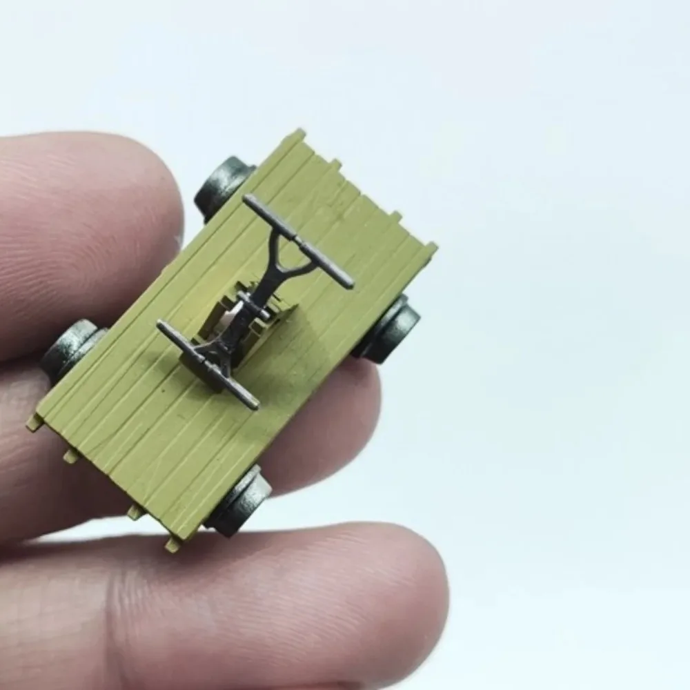 1/87 HO Scale Hand‑Cranked Rail Car Hand‑made 3D Static Train Model For Sand Table Diorama Decoration, Cannot Be Pushed