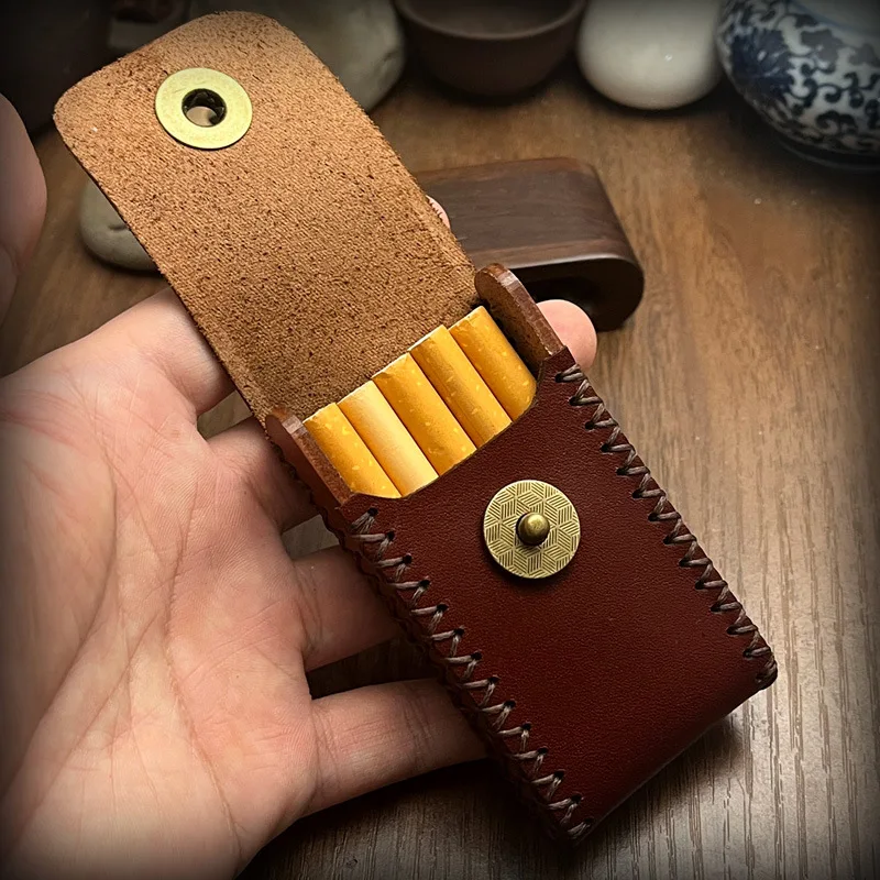 

Portable 5-Cigarette Case, Handmade Full-Grain Leather Compact Smoke Control Box, Mini Travel Tobacco Pouch for Men Daily Carry