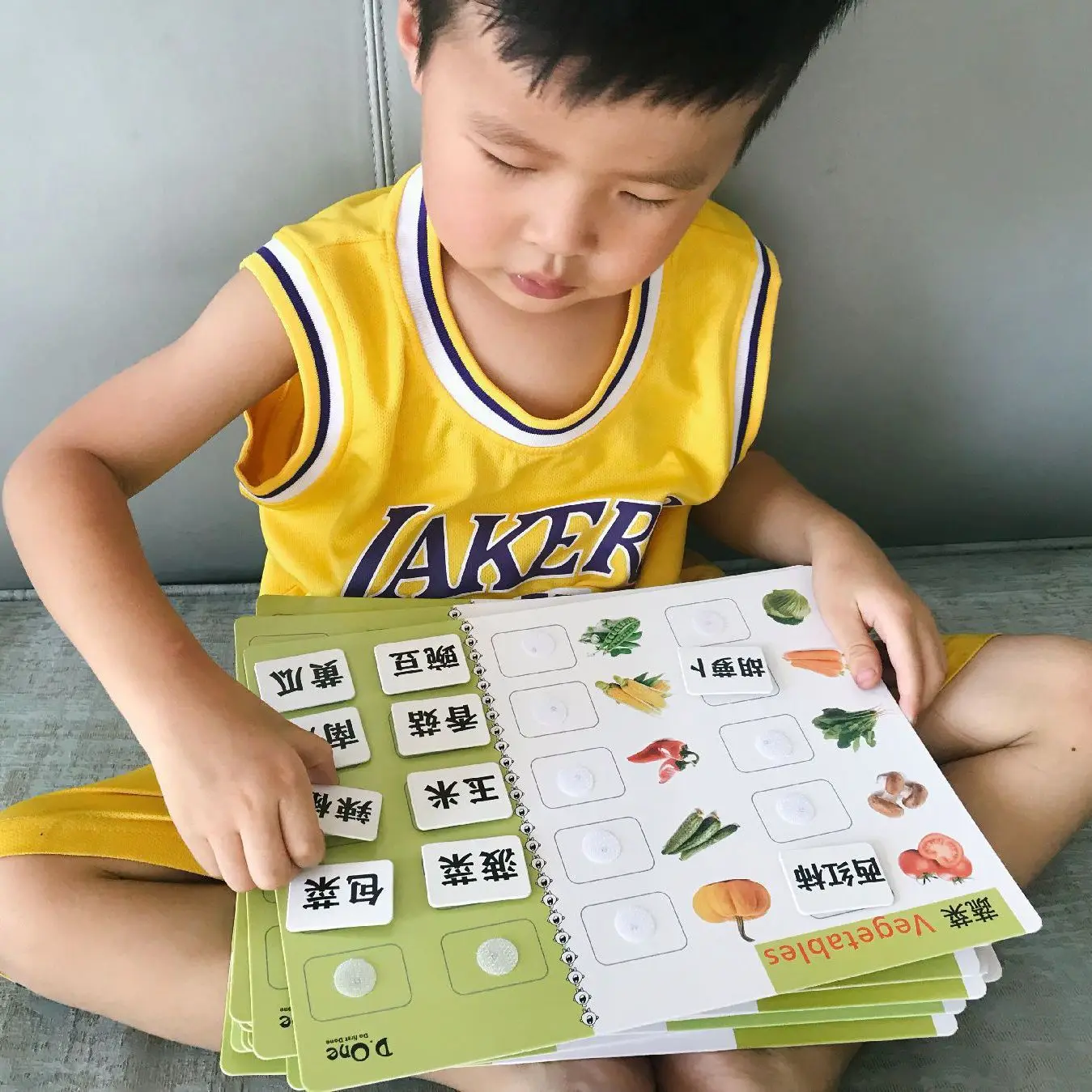 Kindergarten Children's And Babies' Character Recognition Device Character Card Sticking Book Set Early Childhood Chinese Charac