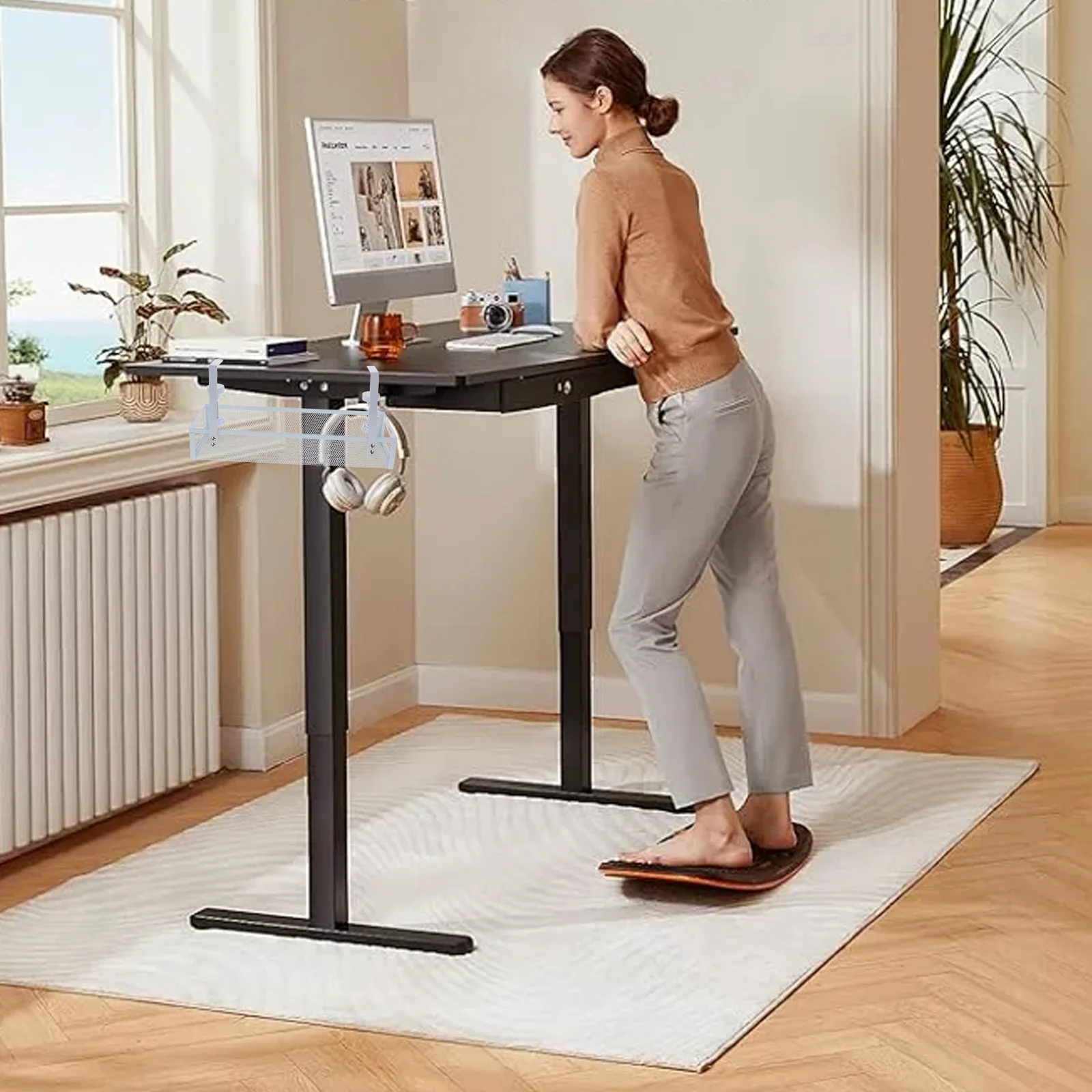 Bandeja de gerenciamento de cabos sob organizador de mesa para carregadores de fios e cabos Design de grade de malha com cabo de mesa de alta capacidade de carga