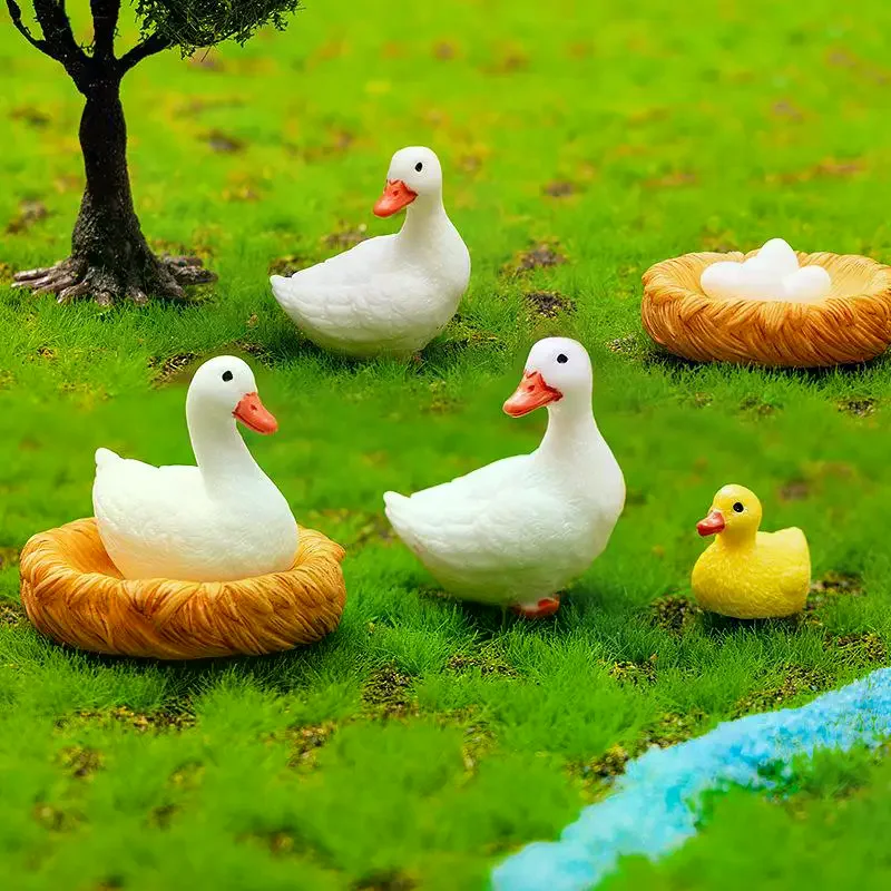 [MA]5pcs Mini Duck Duckling Model Moss Micro-Landscape Creative Adorable Figurine Decorative Miniature Office Desk Ornament[MA]