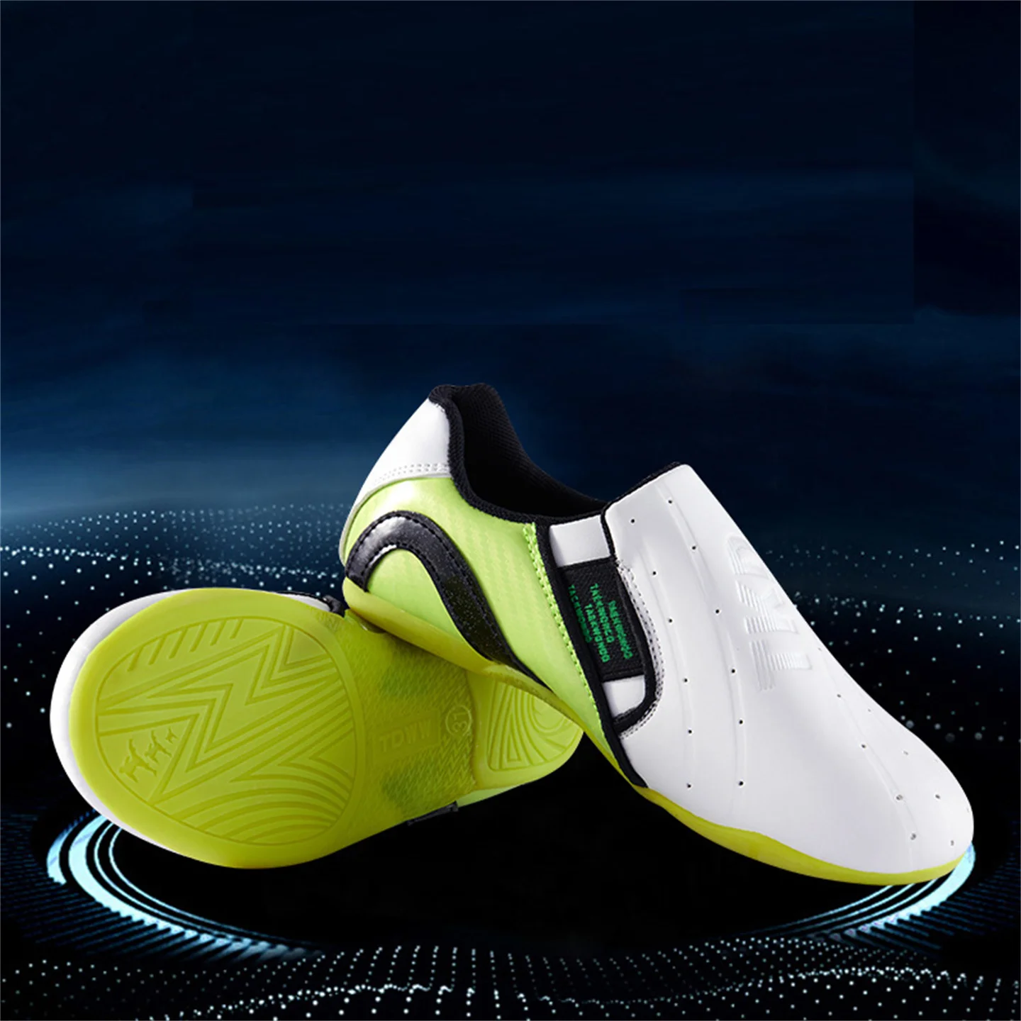 Children Taekwondo Shoes Kids Gymnasium kung fu Jujutsu karate Exercise Training Shoes Breathable Rubber Soft Soled Shoes