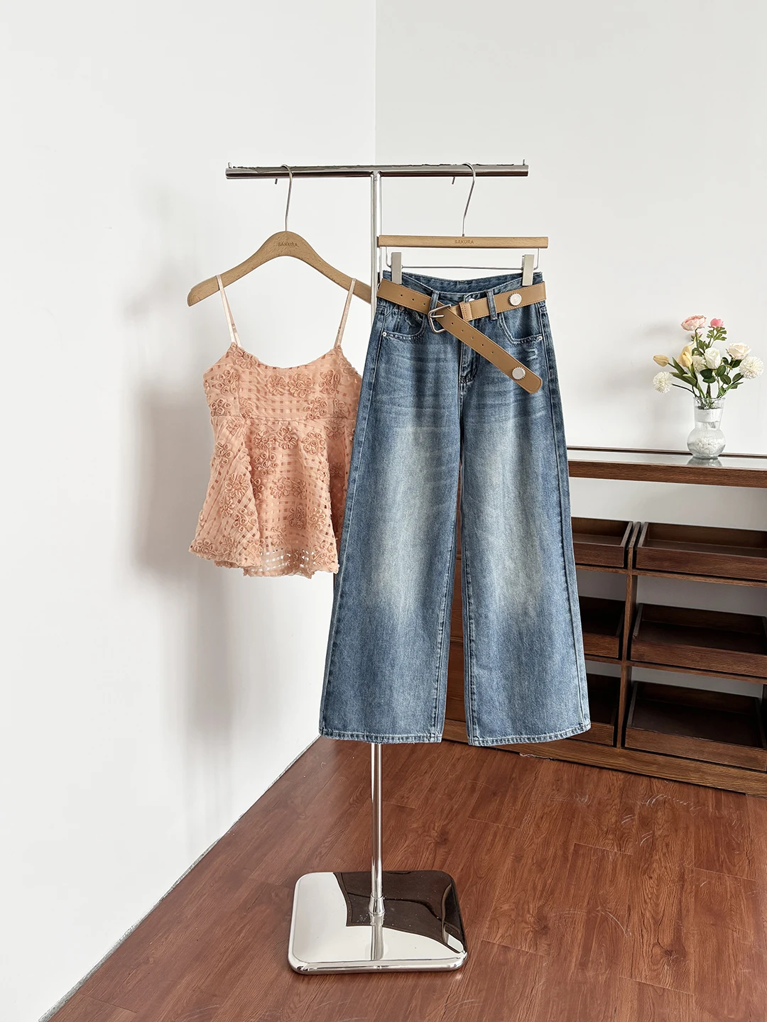 

High Waist Wide Leg Denim Jeans Women's Loose Fit Versatile Summer 2026 Slimming Floor-Length Pants Korean Retro Style