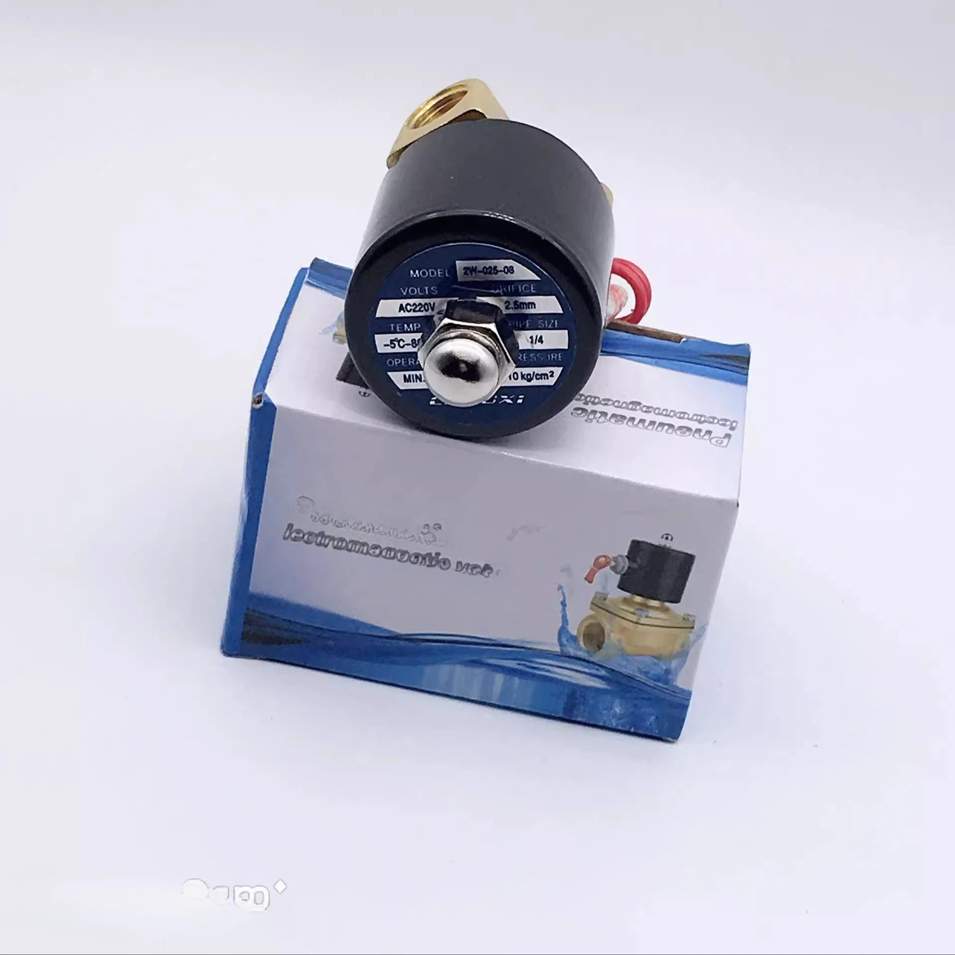 

Электромагнитный клапан 2W-040-160-200-250, нормально закрытый, 3 минуты, 1 дюйм, водяной и газовый клапан, полностью медная катушка CNYUXI