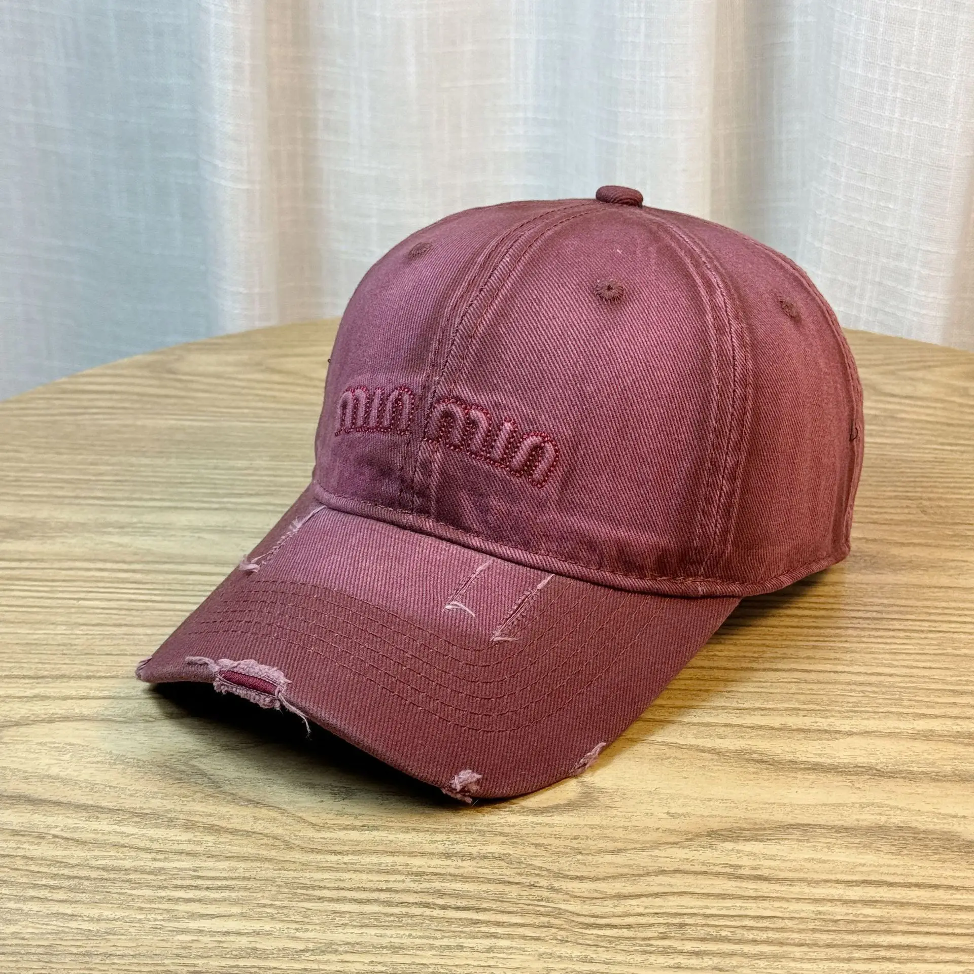 

New style denim baseball cap alike visor cap with embroidery and washed effect, fashionable embroidered design.