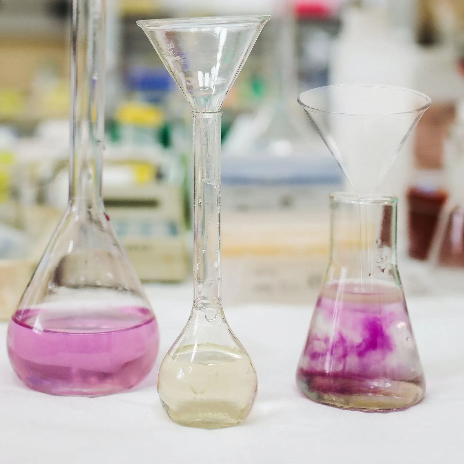 

4 Pcs Laboratory Glass Funnel Set with Tube Large Diameter Funnels Glassware Liquid Clear