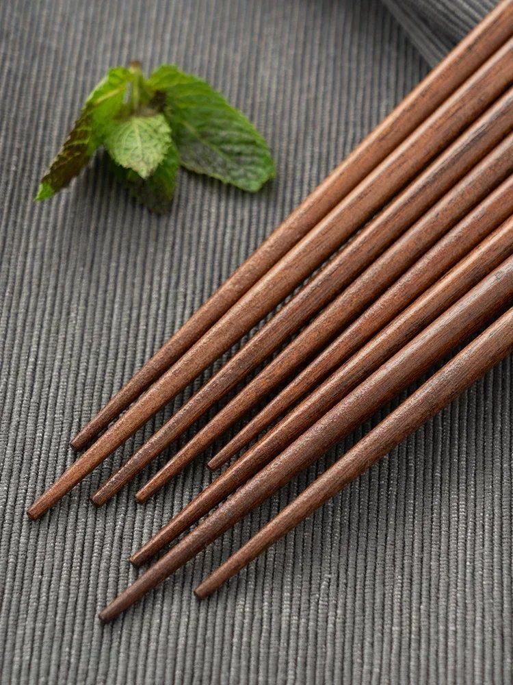 4 Pair Handmade Tableware Chopsticks Natural Wooden Cartoon Pattern Ironwood Chopstick Kitchen Tools Sushi Chopsticks Dinnerware