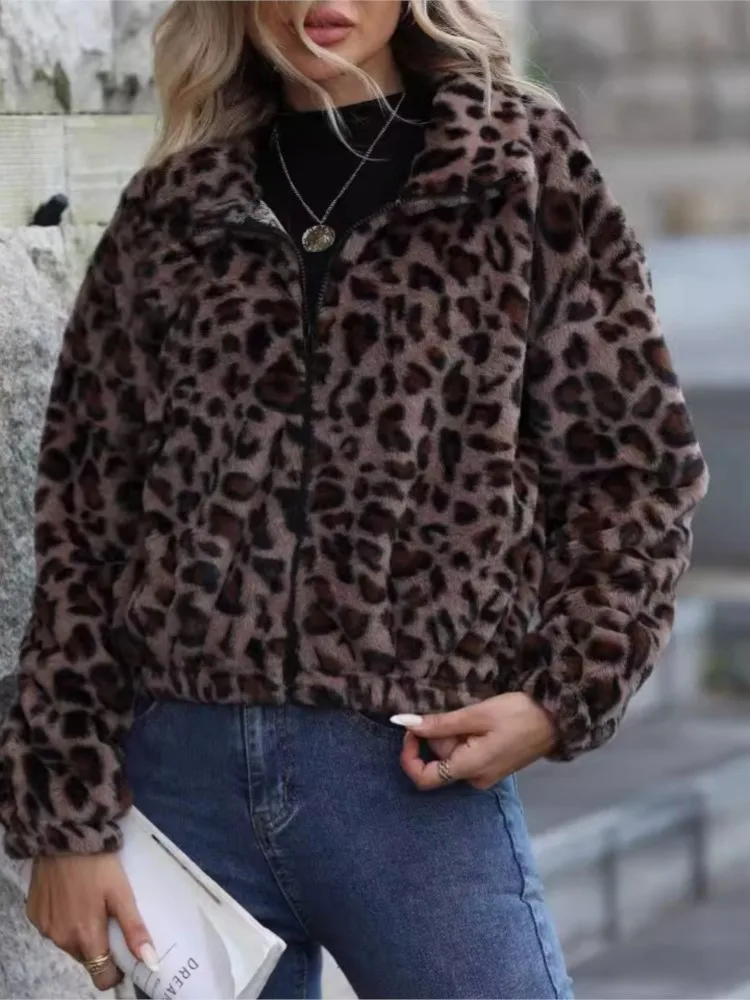 

Woman's Autumn Winter Jacket Leopard Print Pattern Coat Fashion Flip Collar Plush Jacket Ladies Zipper Cardigan Street Coats
