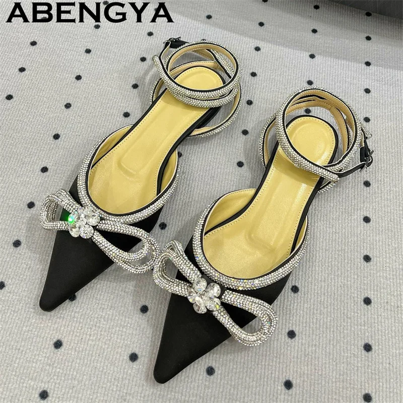 

Crystal Bowknot Pointy Toe Flat Sandals Women Summer Sexy Ankle Buckle Elegant Slingback Shoes Satin Wedding Dress Shoes Mujer