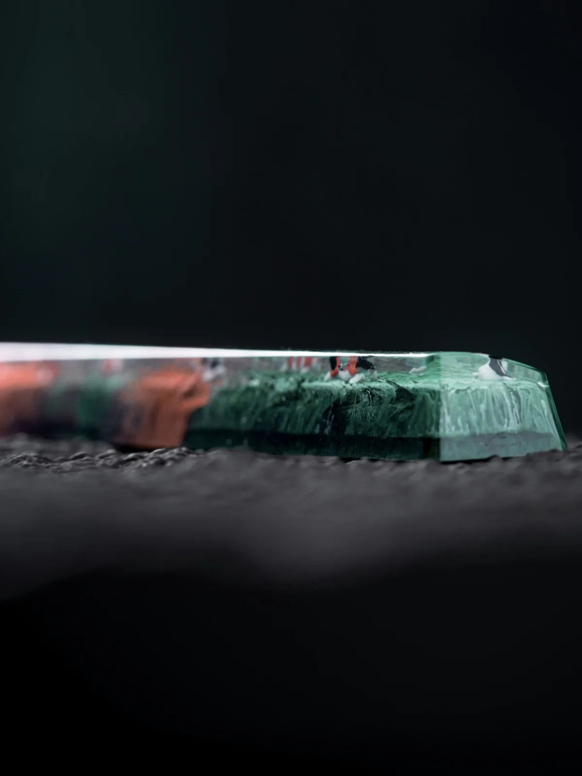 Handmade Scenery Koi Spacebar Keycaps 6.25U Custom Artisan Resin Keycaps For Mechanical Backlit Keyboards MX Switch Key Cap